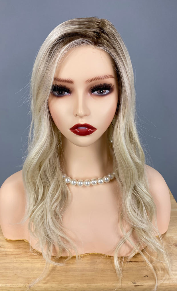 SALE!! "Dalgona 23" (Bombshell Blonde) BELLE TRESS Luxury Wig