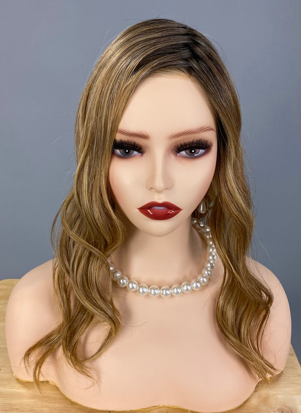 SALE!! "Maxwella 18" (Sugar Cookie with Hazelnut) Belle Tress Luxury Wig